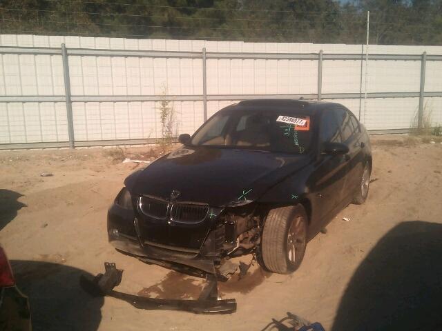 WBAVA37567NE29176 - 2007 BMW 328 BLACK photo 2