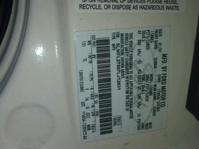 5LMFL27597LJ12831 - 2007 LINCOLN NAVIGATOR 白色 照片 10