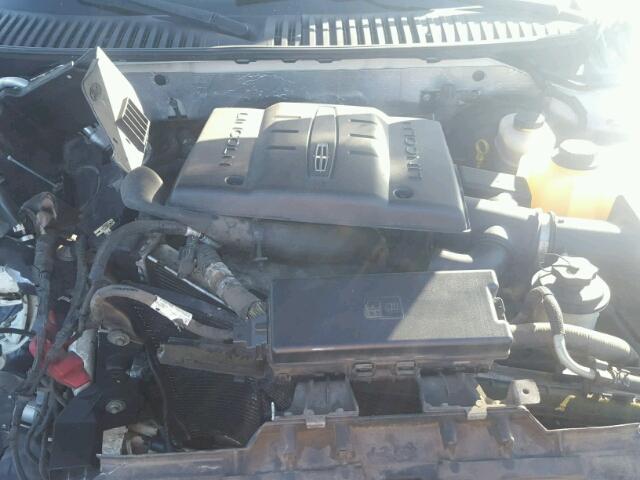 5LMFL27597LJ12831 - 2007 LINCOLN NAVIGATOR 白色 照片 7