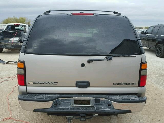 3GNEC16Z05G100456 - 2005 CHEVROLET SUBURBAN C SILVER photo 9