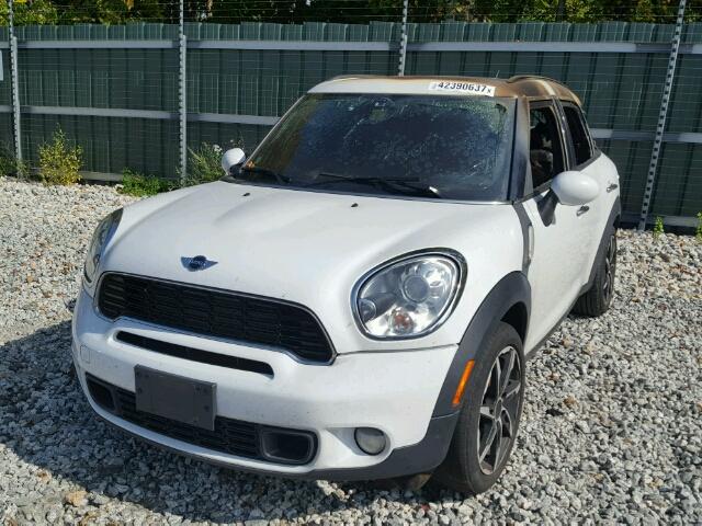 WMWZC3C56BWM25937 - 2011 MINI COOPER S C WHITE photo 2