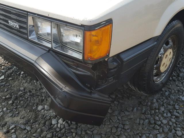 JT2SV12E9E0128035 - 1984 TOYOTA CAMRY DLX GOLD photo 9