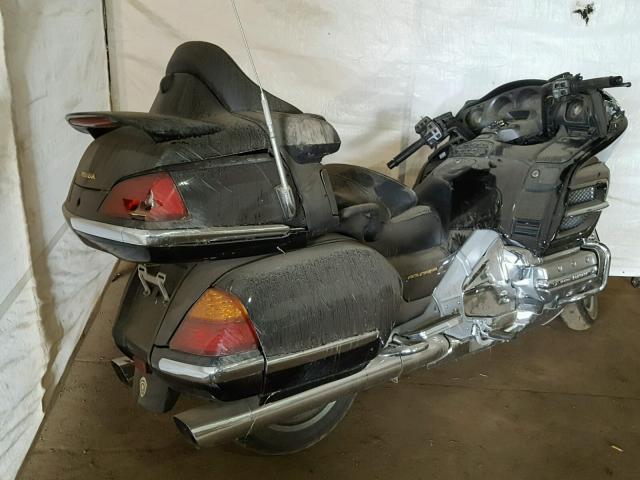 1HFSC47023A209743 - 2003 HONDA GL1800 BLACK photo 4