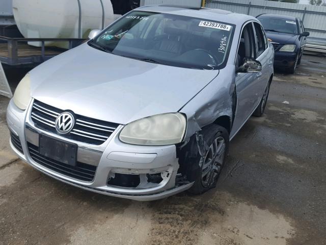 3VWDF81K66M654017 - 2006 VOLKSWAGEN JETTA 2.5 SILVER photo 2