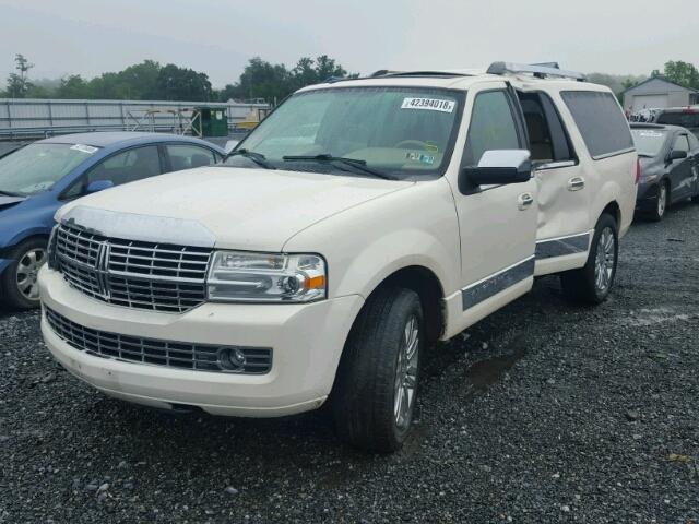 5LMFL28508LJ00051 - 2008 LINCOLN NAVIGATOR 白色 照片 2
