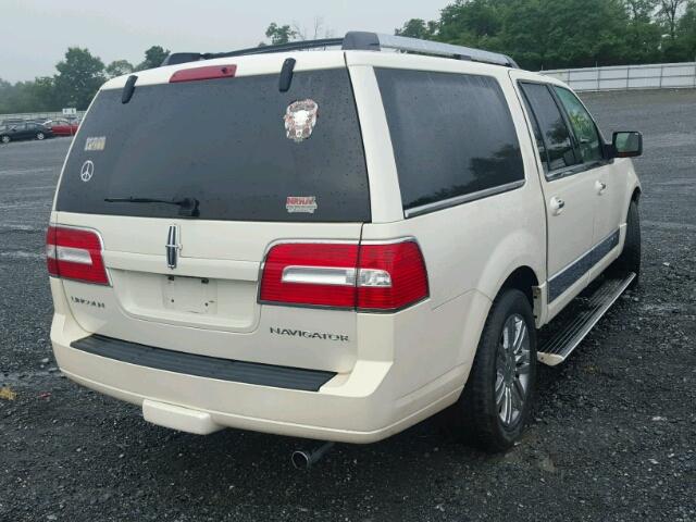 5LMFL28508LJ00051 - 2008 LINCOLN NAVIGATOR 白色 照片 4