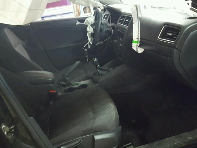 3VW1K7AJ4EM442313 - 2014 VOLKSWAGEN JETTA BASE Սև լուսանկար 5