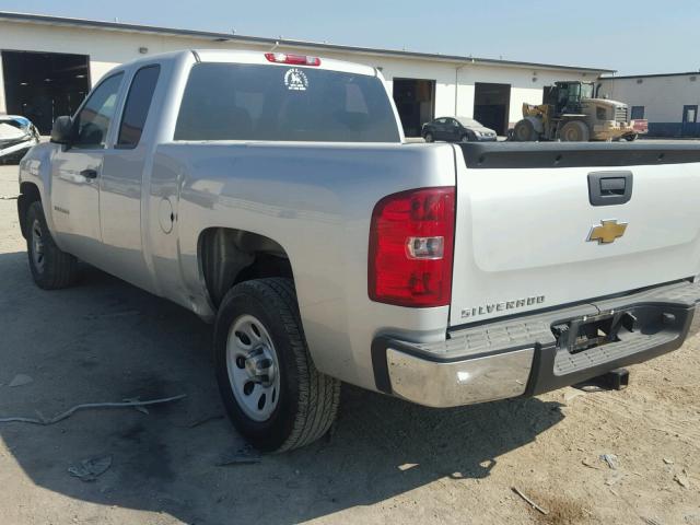 1GCRCPEX5BZ140475 - 2011 CHEVROLET SILVERADO SILVER photo 3