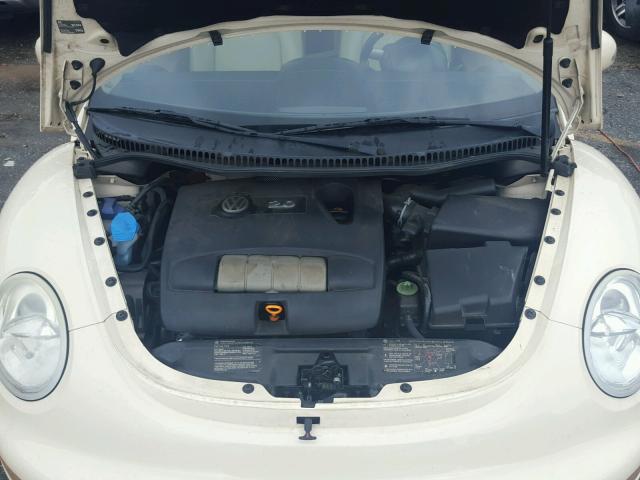 3VWCM31Y84M333750 - 2004 VOLKSWAGEN NEW BEETLE 米色 照片 7