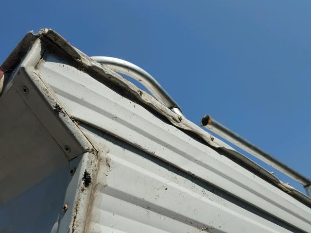 133841 - 1998 MISC LANCE أبيض صورة 19