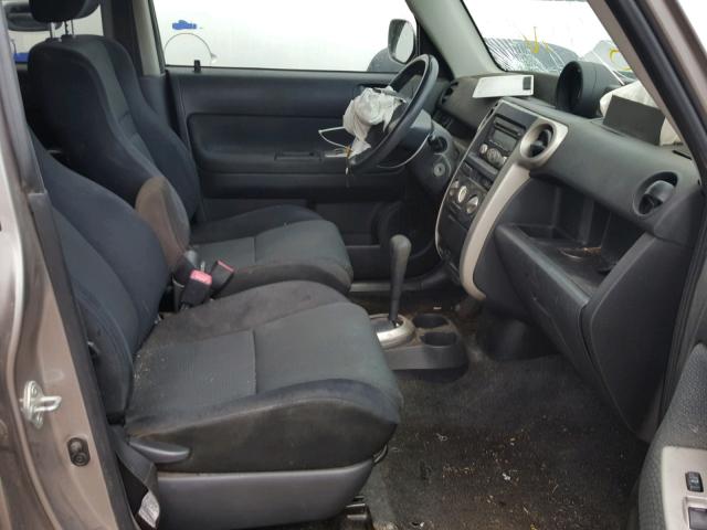 JTLKT324X64125384 - 2006 TOYOTA SCION XB ნაცრისფერი ფოტო 5