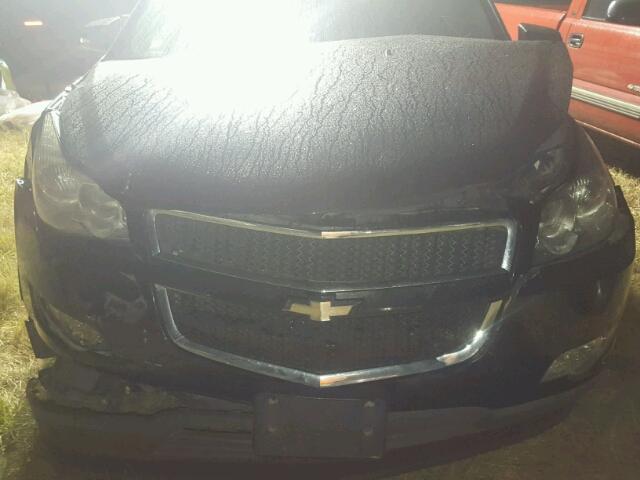 1GNKRGED9CJ262074 - 2012 CHEVROLET TRAVERSE BLACK photo 9