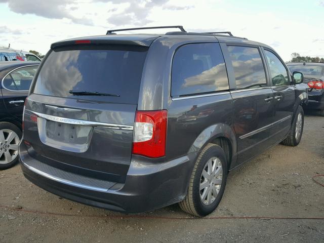 2C4RC1BGXFR677523 - 2015 CHRYSLER TOWN & COU GRAY photo 4