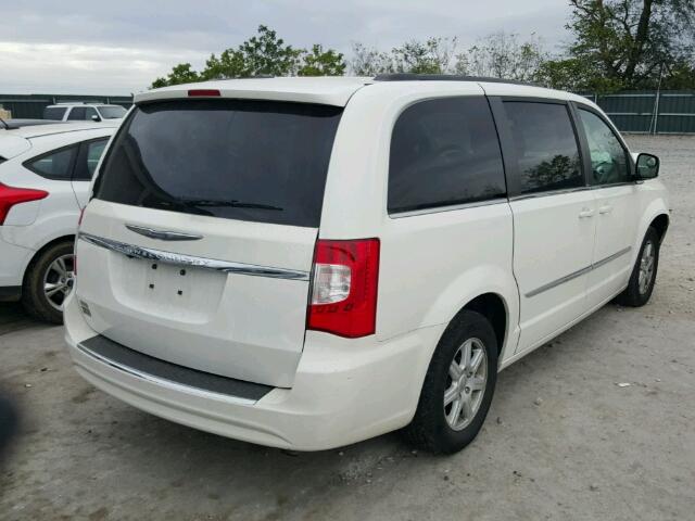 2C4RC1BG3CR353289 - 2012 CHRYSLER TOWN & COU WHITE photo 4