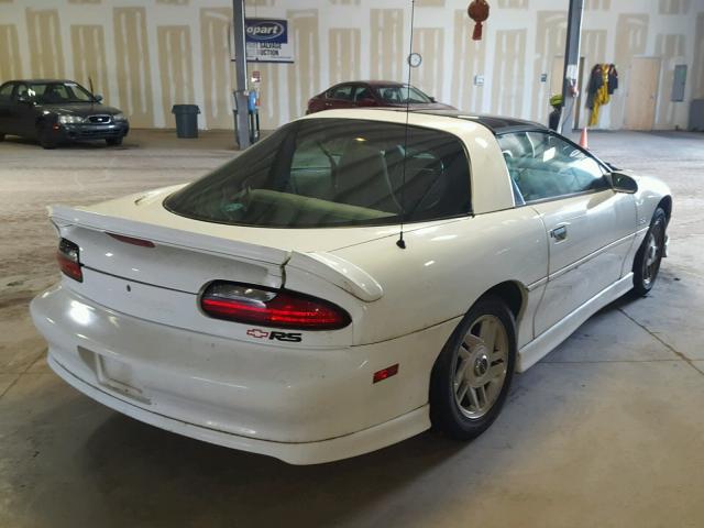 2G1FP22K0T2163405 - 1996 CHEVROLET CAMARO BAS WHITE photo 4