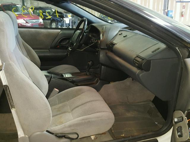 2G1FP22K0T2163405 - 1996 CHEVROLET CAMARO BAS თეთრი ფოტო 5