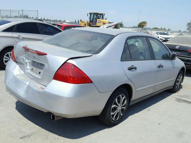 JHMCM56136C005942 - 2006 HONDA ACCORD VAL SILVER photo 4