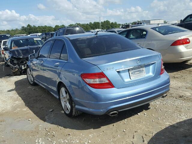 WDDGF5EB5AR102143 - 2010 MERCEDES-BENZ C 300 BLUE photo 3