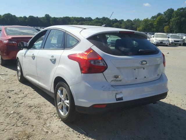 1FADP3K25EL125665 - 2014 FORD FOCUS WHITE photo 3