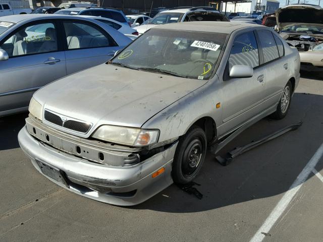 JNKCP11A7XT017522 - 1999 INFINITI G20 SILVER photo 2