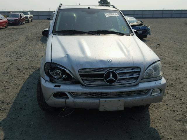 4JGAB75E53A427597 - 2003 MERCEDES-BENZ ML 500 SILVER photo 9