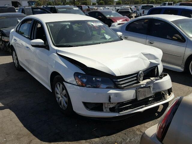 1VWAP7A38DC028082 - 2013 VOLKSWAGEN PASSAT S أبيض صورة 1