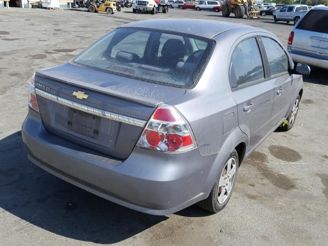 KL1TD5DE3AB087586 - 2010 CHEVROLET AVEO LS GRAY photo 4