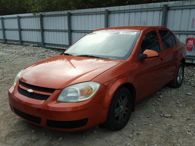 1G1AL52F157552303 - 2005 CHEVROLET COBALT LS ORANGE photo 2