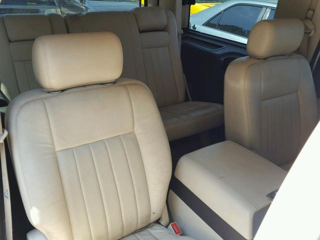 5LMFU28R33LJ28905 - 2003 LINCOLN NAVIGATOR WHITE photo 6