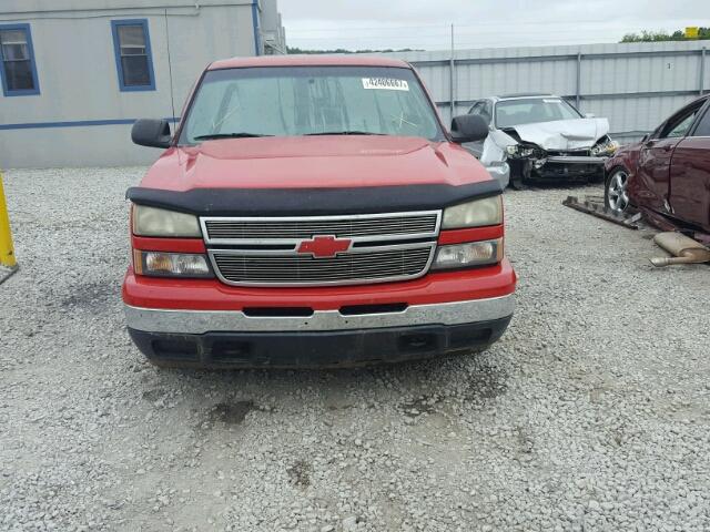 2GCEC13V761348451 - 2006 CHEVROLET SILVERADO RED photo 9