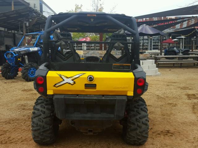 3JBKXUP17DJ000255 - 2013 CAN-AM COMMANDER TWO TONE photo 7