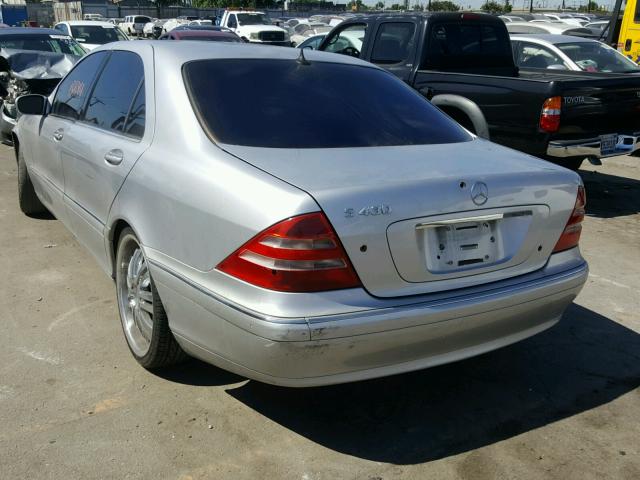 WDBNG70J02A243256 - 2002 MERCEDES-BENZ S 430 SILVER photo 3
