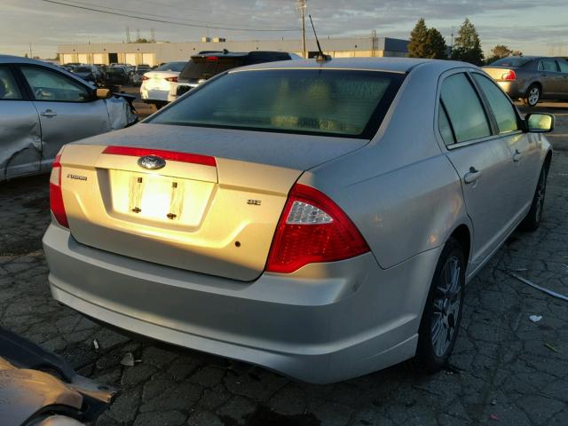 3FAHP0HA9AR217016 - 2010 FORD FUSION SE SILVER photo 4