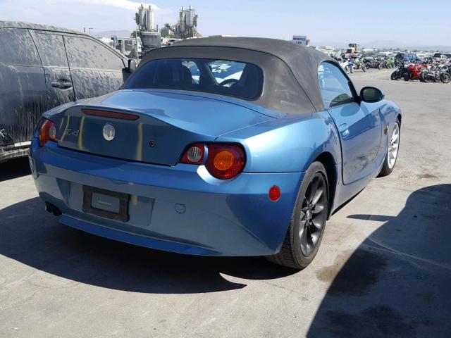 4USBT33423LS46934 - 2003 BMW Z4 2.5 BLUE photo 4