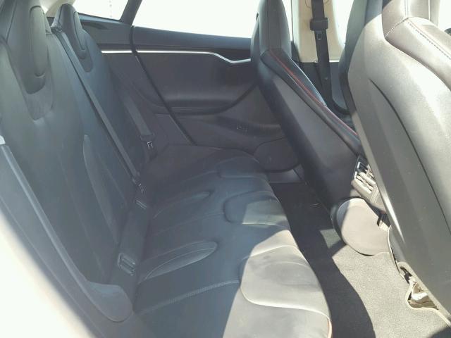 5YJSA1DP1DFP15458 - 2013 TESLA MODEL S Weiß Foto 6