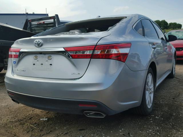 4T1BK1EB9FU147708 - 2015 TOYOTA AVALON XLE 银色 照片 4