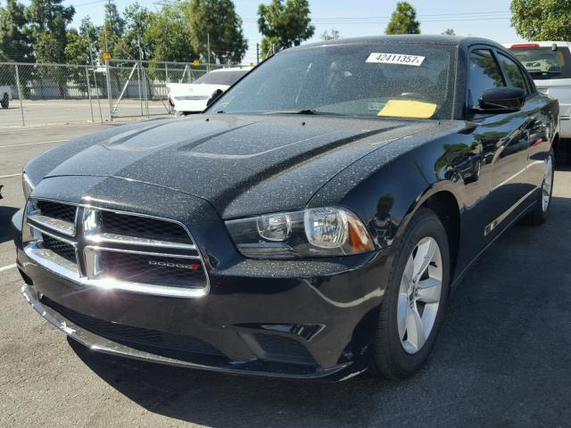 2C3CDXBG0DH640316 - 2013 DODGE CHARGER SE BLACK photo 2