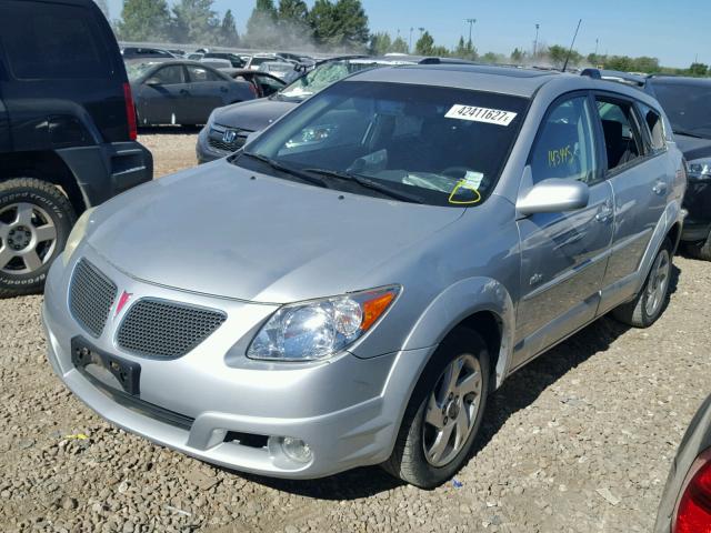 5Y2SM63895Z415418 - 2005 PONTIAC VIBE SILVER photo 2