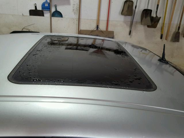 2G2WS522451277105 - 2005 PONTIAC GRAND PRIX SILVER photo 9