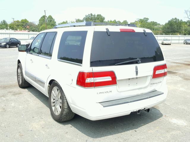 5LMJJ2H51CEL03236 - 2012 LINCOLN NAVIGATOR WHITE photo 3
