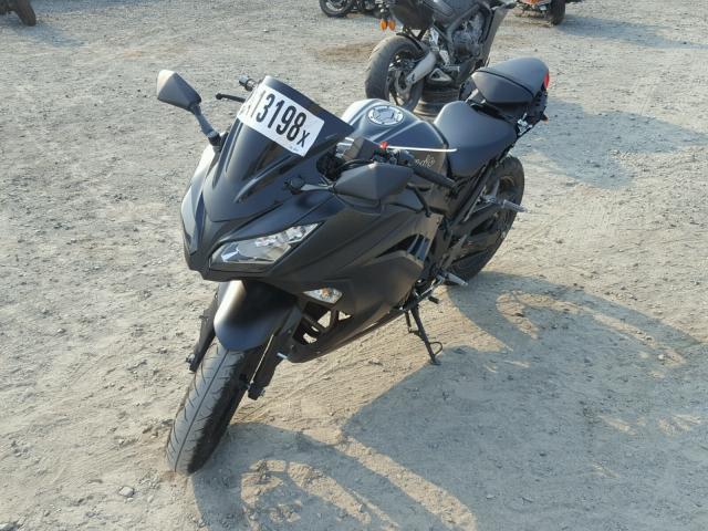 JKAEX8A14GDA25975 - 2016 KAWASAKI EX300 A BLACK photo 2