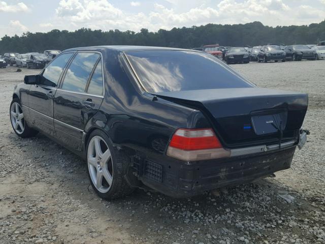 WDBGA33G6VA349296 - 1997 MERCEDES-BENZ S 320 BLACK photo 3