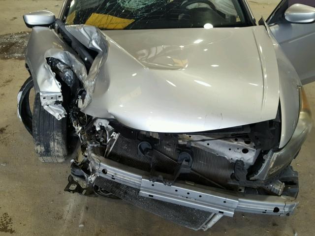 1HGCP2F44BA131235 - 2011 HONDA ACCORD LXP SILVER photo 7