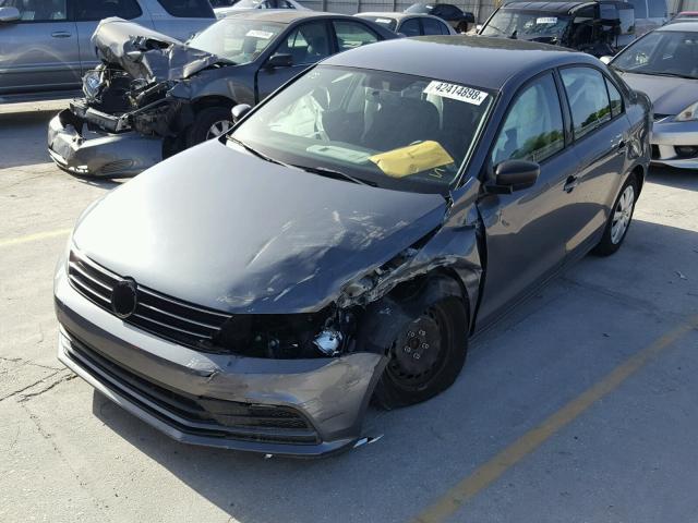 3VW2K7AJ9FM320438 - 2015 VOLKSWAGEN JETTA BASE Մոխրագույն լուսանկար 2