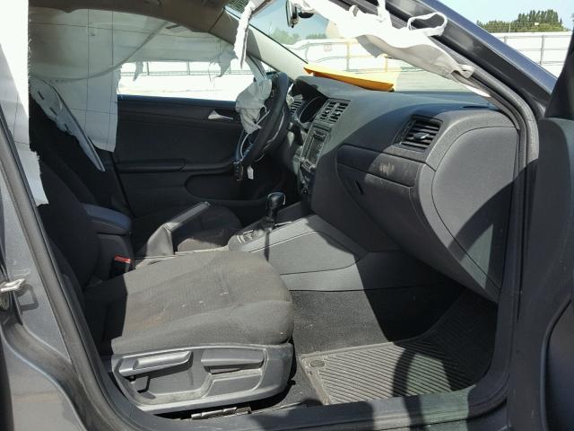 3VW2K7AJ9FM320438 - 2015 VOLKSWAGEN JETTA BASE Մոխրագույն լուսանկար 5