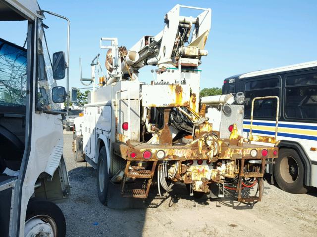 1GDM7H1C8YJ513485 - 2000 GMC C-SERIES WHITE photo 3