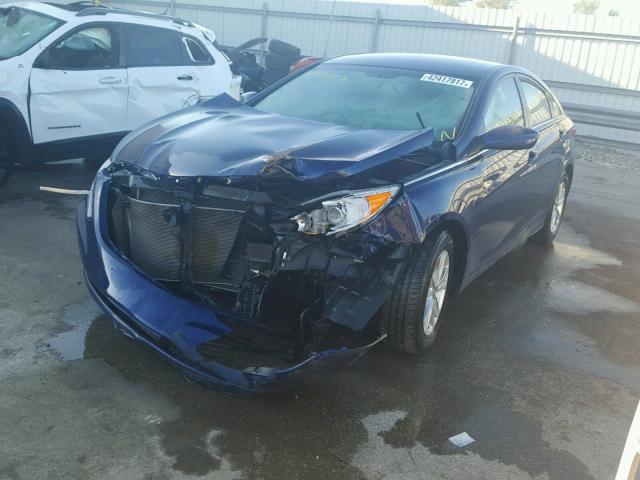 5NPEB4AC3CH429284 - 2012 HYUNDAI SONATA GLS BLUE photo 2