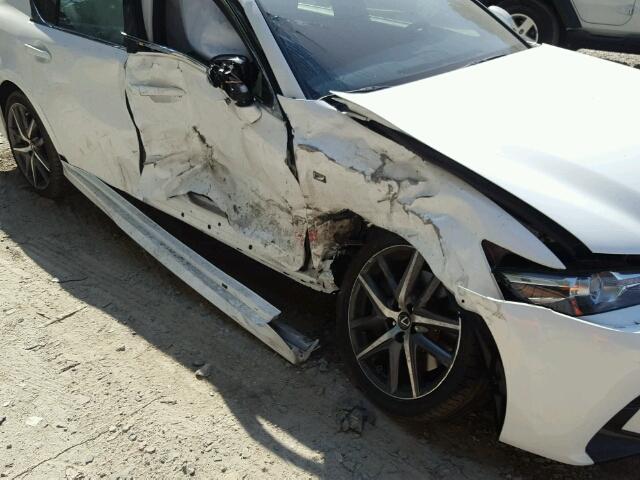 JTHBZ1BL3HA009288 - 2017 LEXUS GS WHITE photo 9
