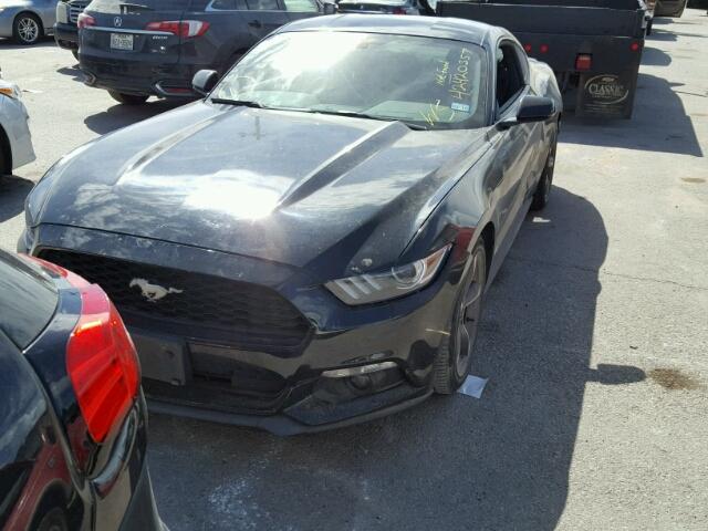 1FA6P8AM8F5362780 - 2015 FORD MUSTANG BLACK photo 2