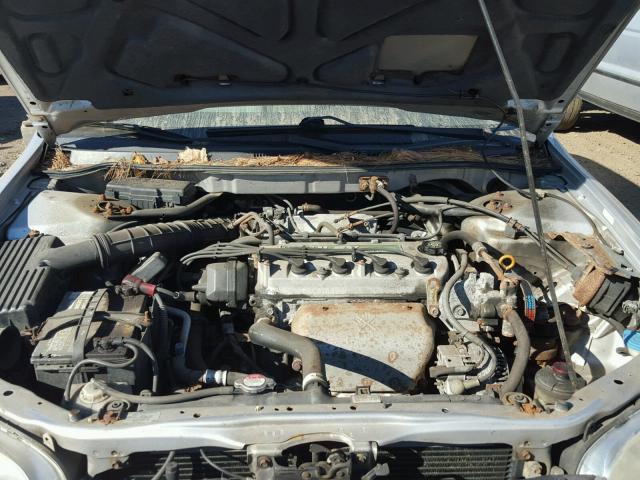 1HGCG66571A014781 - 2001 HONDA ACCORD LX SILVER photo 7